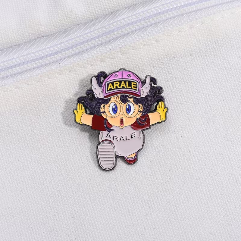 Anime Cosplay Little Girl - Przypinka Broszka z Kreskówki Dr. Slump