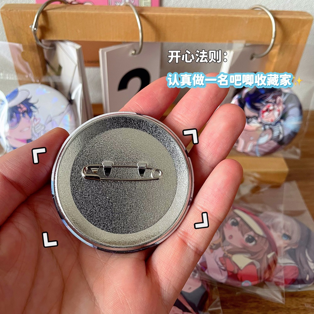 8 szt. przypinek Boku No Hero  – Anime Cosplay Website recenzja i cena